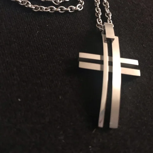 Brand New, Contemporary Cross Necklace